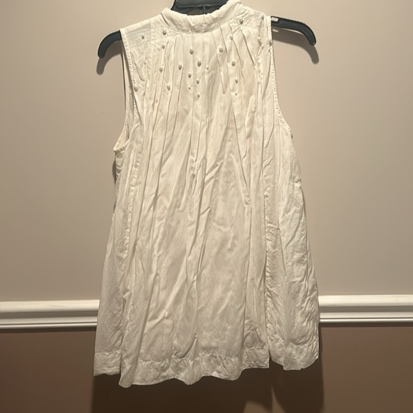 Top - Picture 4 of 4